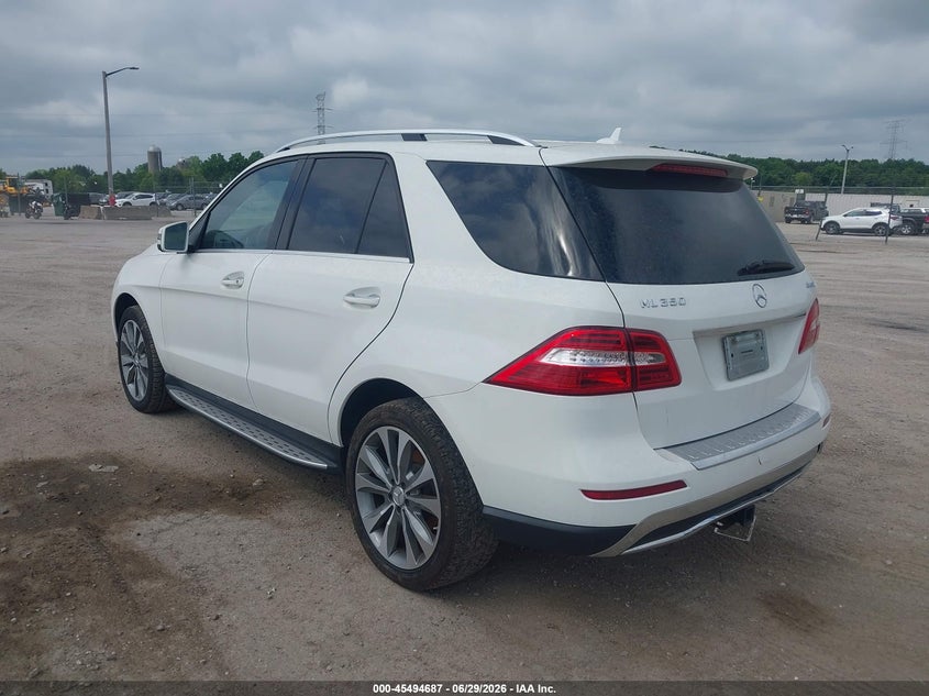 2014 Mercedes-benz M-klasse VIN 4JGDA5HB4EA421282 IAAI salvage auction — NORMAL WEAR, Clear-Endorsement (Wisconsin), sold $5,200 on 2026-08-04 (photo 3)