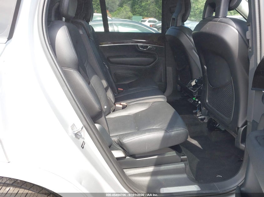 2016 Volvo Xc90 VIN YV4A22PK4G1076744 IAAI salvage auction — NO DAMAGE, Salvage (South Carolina), sold $825 on 2026-07-28 (photo 8)