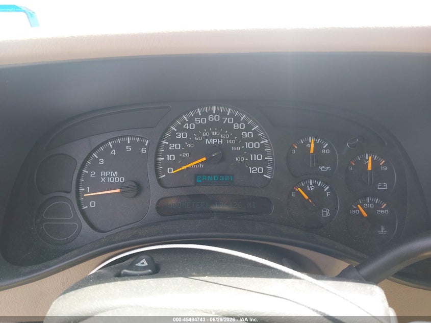2004 Chevrolet Suburban 1500 VIN 3GNEC16Z84G279358 IAAI salvage auction — NORMAL WEAR, Original (Texas), sold $1,875 on 2026-07-08 (photo 7)