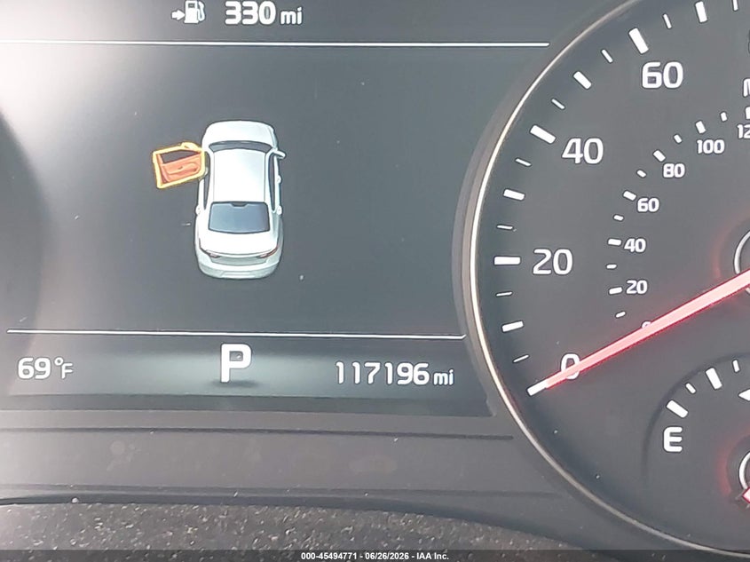 2017 Kia Cadenza VIN KNALC4J18H5070358 IAAI salvage auction — FRONT END, Salvage Certificate (California), sold $2,200 on 2026-07-31 (photo 7)