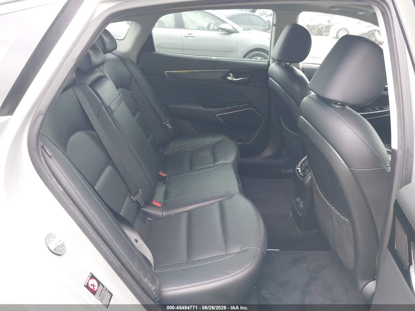 2017 Kia Cadenza VIN KNALC4J18H5070358 IAAI salvage auction — FRONT END, Salvage Certificate (California), sold $1,950 on 2026-07-31 (photo 8)