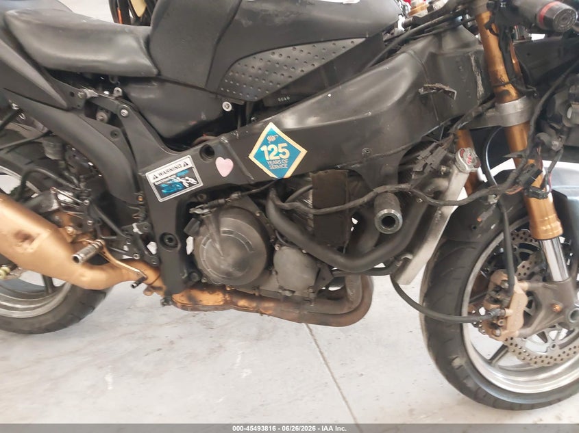 2005 Kawasaki Zx636 VIN JKBZXJC115A018074 IAAI salvage auction — ALL OVER, Salvage (California), sold $25 on 2026-07-29 (photo 8)