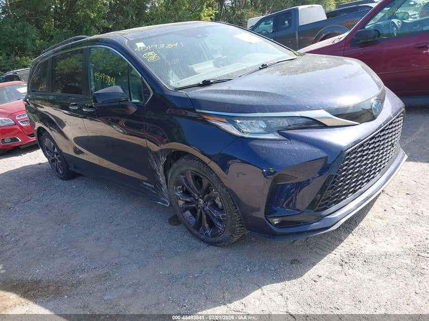 2021 Toyota Sienna VIN 5TDDRKEC2MS028097 IAAI salvage auction — STORM DAMAGE, Salvage (Indiana), sold $12,900 on 2026-07-22 (photo 1)