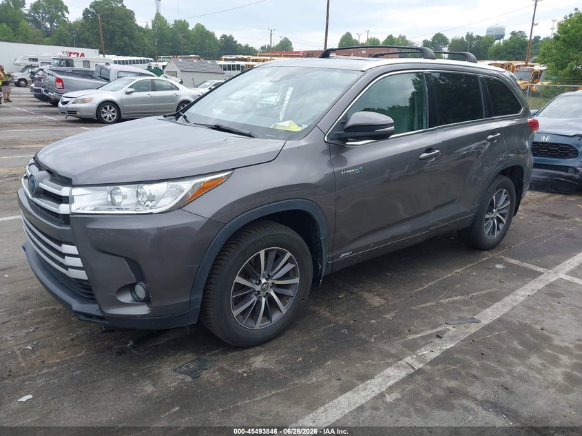 2018 Toyota Highlander VIN 5TDJGRFH9JS037788 IAAI salvage auction — RIGHT SIDE, Salvage (North Carolina), sold $8,100 on 2026-07-16 (photo 2)