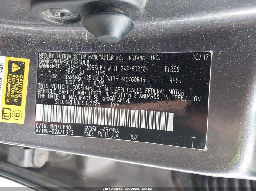 2018 Toyota Highlander VIN 5TDJGRFH9JS037788 IAAI salvage auction — RIGHT SIDE, Salvage (North Carolina), sold $8,100 on 2026-07-16 (photo 9)