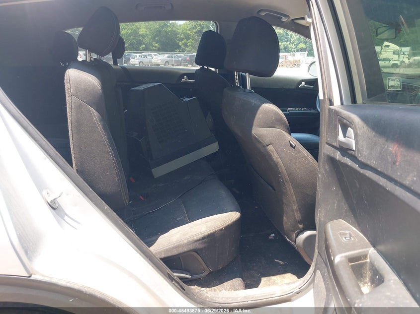 2019 Kia Sportage VIN KNDPMCAC5K7579820 IAAI salvage auction — NORMAL WEAR, Clear (New York), sold $1,950 on 2026-07-28 (photo 8)