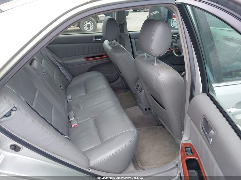 2002 Toyota Camry VIN JTDBE30K020097880 IAAI salvage auction — NORMAL WEAR, Clear (Washington), sold $1,900 on 2026-07-08 (photo 8)