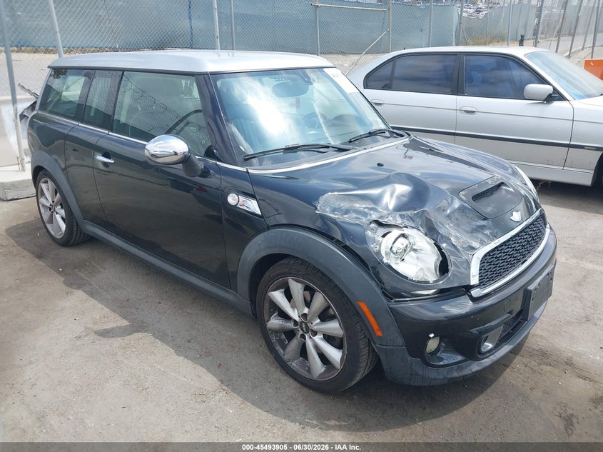2013 Mini Clubman VIN WMWZG3C57DT576049 IAAI salvage auction — RIGHT FRONT, Salvage (California), sold $1,225 on 2026-08-19 (photo 1)