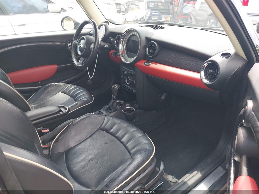 2013 Mini Clubman VIN WMWZG3C57DT576049 IAAI salvage auction — RIGHT FRONT, Salvage (California), sold $1,225 on 2026-08-19 (photo 5)