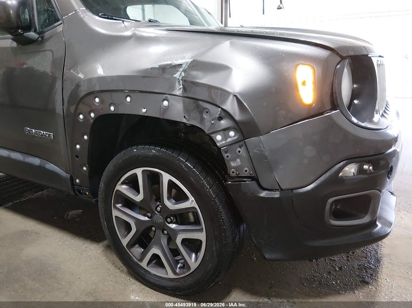 2016 Jeep Renegade VIN ZACCJBBT9GPD75208 IAAI salvage auction — FRONT END, Salvage Title, sold $1,550 on 2026-08-18 (photo 6)