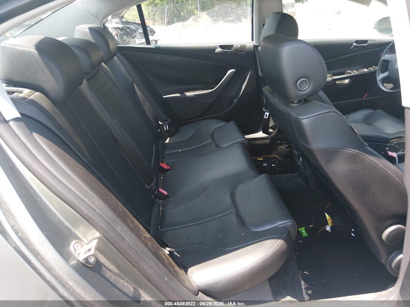 2006 Volkswagen Passat VIN WVWAK73C06P139896 IAAI salvage auction — UNDERCARRIAGE, Salvage (Massachusetts), sold $100 on 2026-08-18 (photo 8)
