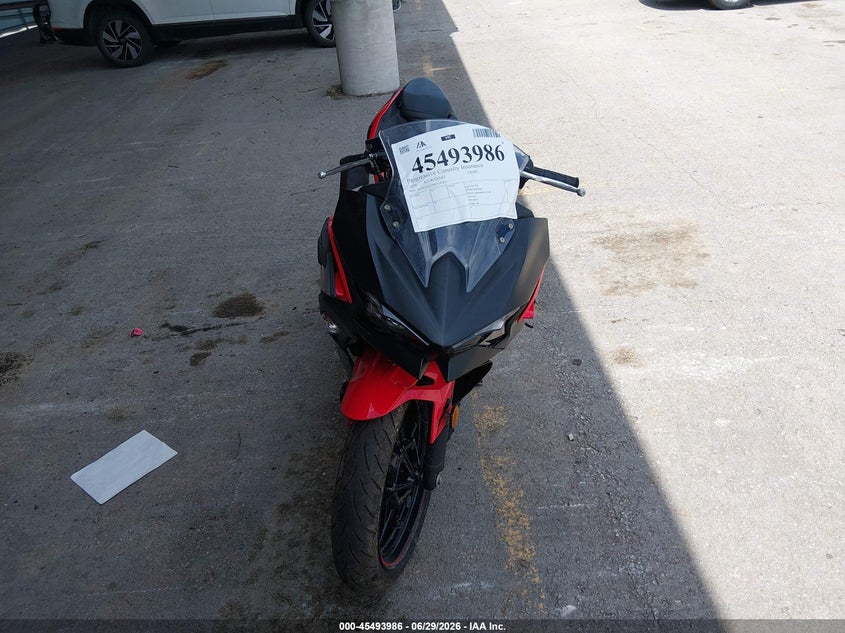 2024 Kawasaki Ninja VIN ML5EXGG19RDA30822 IAAI salvage auction — VANDALISM, Salvage (Missouri), sold $25 on 2026-07-28 (photo 5)