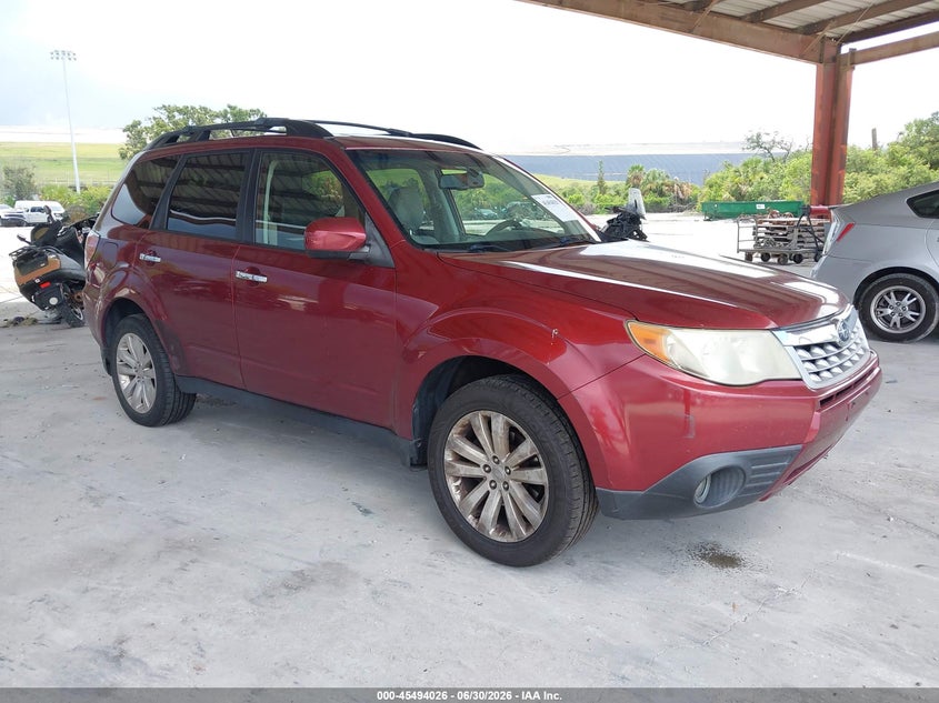 2013 Subaru Forester VIN JF2SHADC2DH442492 IAAI salvage auction — NORMAL WEAR, Clear (Florida), sold $300 on 2026-07-28 (photo 1)