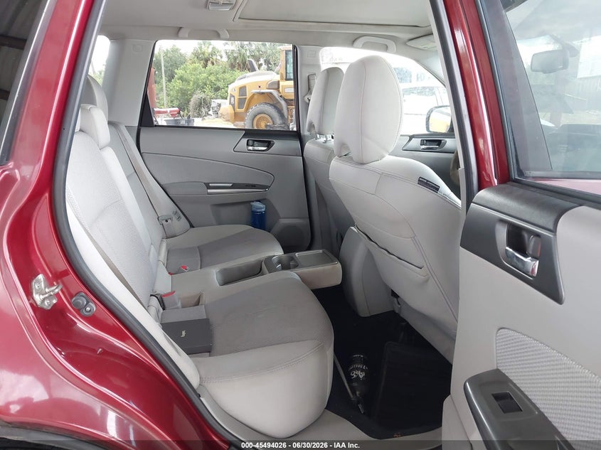 2013 Subaru Forester VIN JF2SHADC2DH442492 IAAI salvage auction — NORMAL WEAR, Clear (Florida), sold $300 on 2026-07-28 (photo 8)