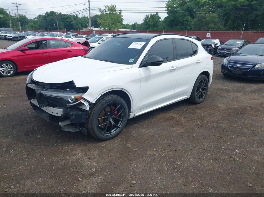 2021 Alfa romeo Stelvio VIN ZASPAKBN0M7D13652 IAAI salvage auction — FRONT END, Wait Title, sold $10,500 on 2026-08-22 (photo 2)
