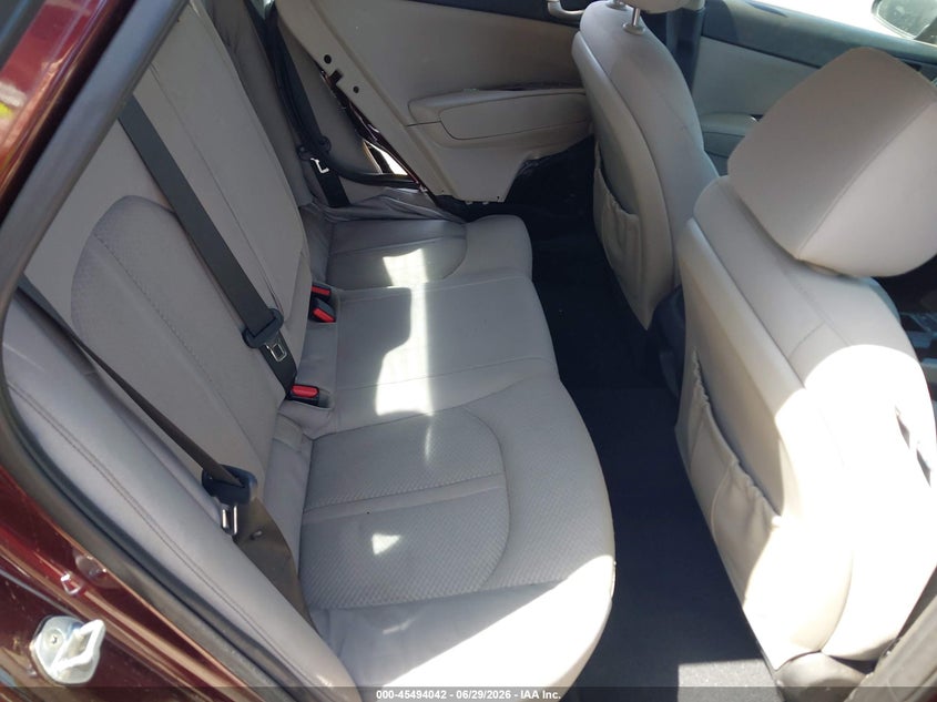 2016 Kia Optima VIN 5XXGT4L37GG109745 IAAI salvage auction — REAR END, Salvage (California), sold $1,575 on 2026-07-20 (photo 8)