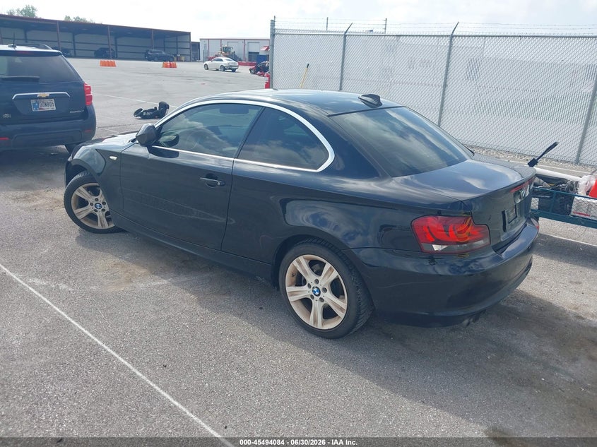 2012 BMW 1er VIN WBAUP7C52CVP22975 IAAI salvage auction — FRONT END, Salvage (Indiana), sold $325 on 2026-07-23 (photo 3)