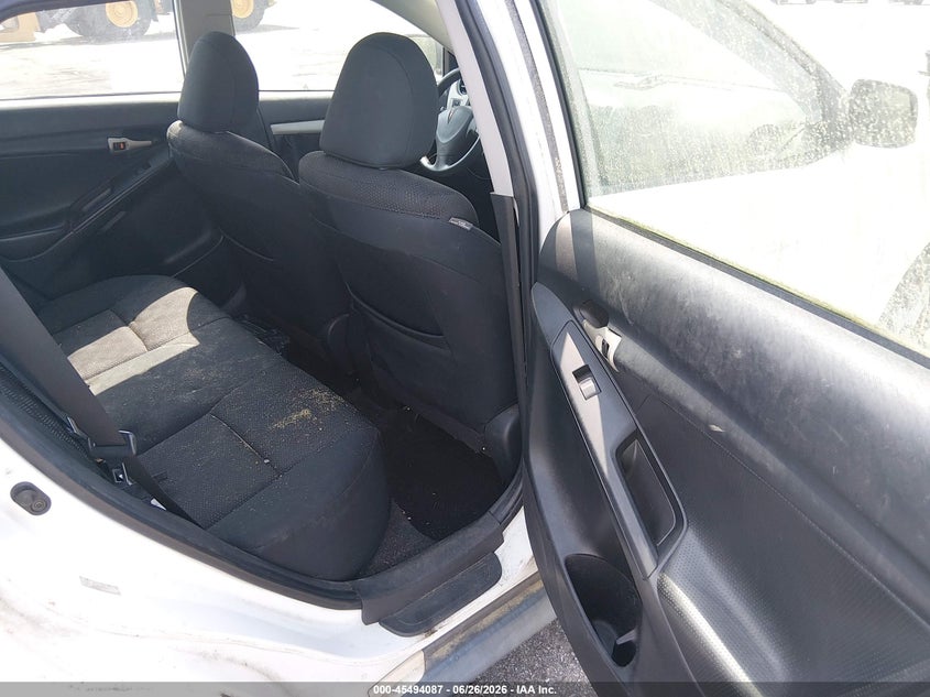 2010 Pontiac Vibe VIN 5Y2SP6E07AZ414518 IAAI salvage auction — NORMAL WEAR, Clear (South Carolina), sold $275 on 2026-07-29 (photo 8)