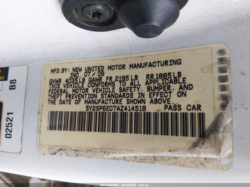 2010 Pontiac Vibe VIN 5Y2SP6E07AZ414518 IAAI salvage auction — NORMAL WEAR, Clear (South Carolina), sold $275 on 2026-07-29 (photo 9)