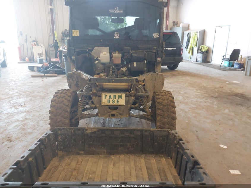 2025 Can-am/ brp Traxter VIN 3JBUVAX40SK012889 IAAI salvage auction — ROLLOVER, Salvage Title, sold $9,200 on 2026-08-05 (photo 6)