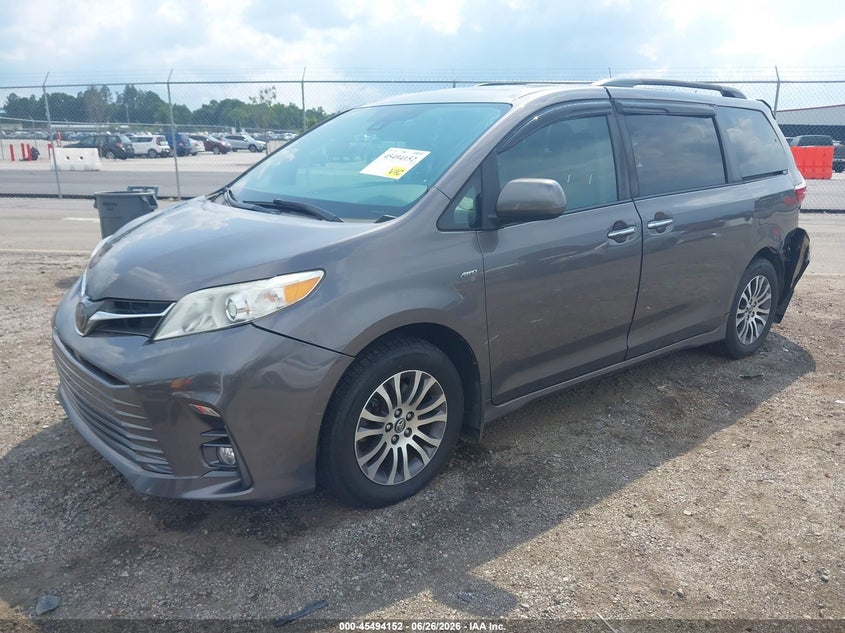 2019 Toyota Sienna VIN 5TDYZ3DC7KS999571 IAAI salvage auction — REAR END, Salvage (South Carolina), sold $25 on 2026-07-29 (photo 2)
