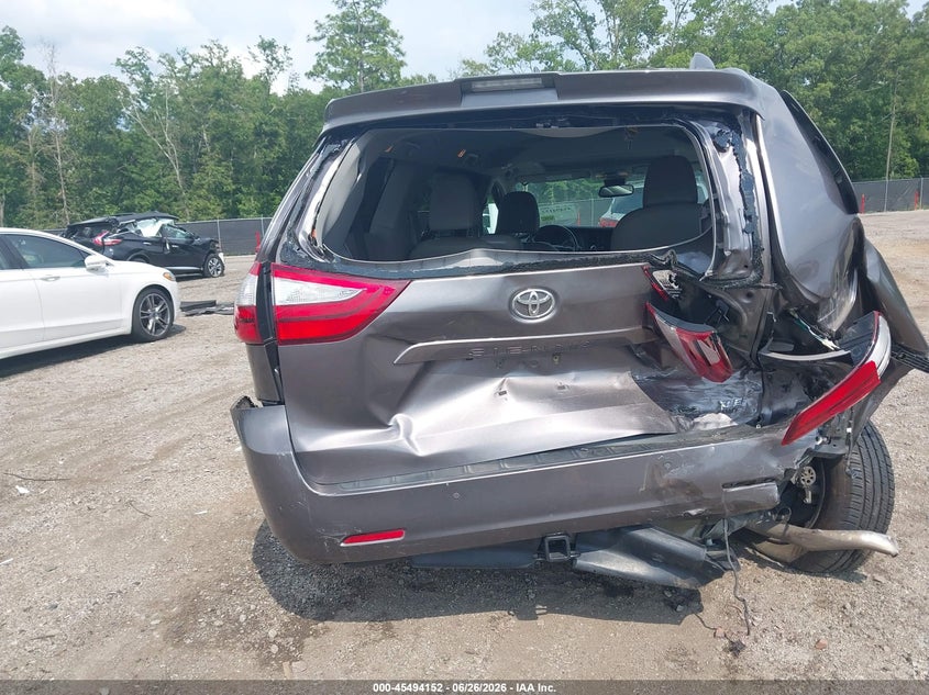 2019 Toyota Sienna VIN 5TDYZ3DC7KS999571 IAAI salvage auction — REAR END, Salvage (South Carolina), sold $25 on 2026-07-29 (photo 6)