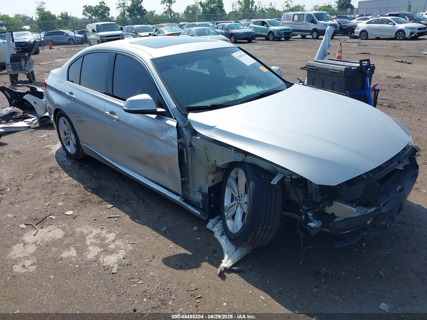 2017 BMW 3er VIN WBA8B9G59HNU50633 IAAI salvage auction — RIGHT FRONT, Salvage (Ohio), sold $3,575 on 2026-07-30 (photo 1)