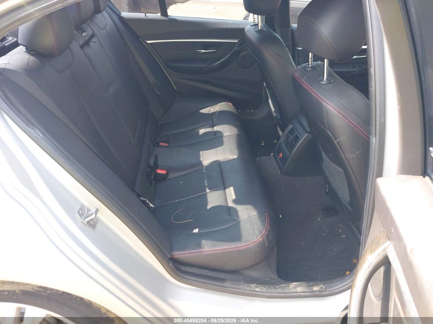 2017 BMW 3er VIN WBA8B9G59HNU50633 IAAI salvage auction — RIGHT FRONT, Salvage (Ohio), sold $3,575 on 2026-07-30 (photo 8)