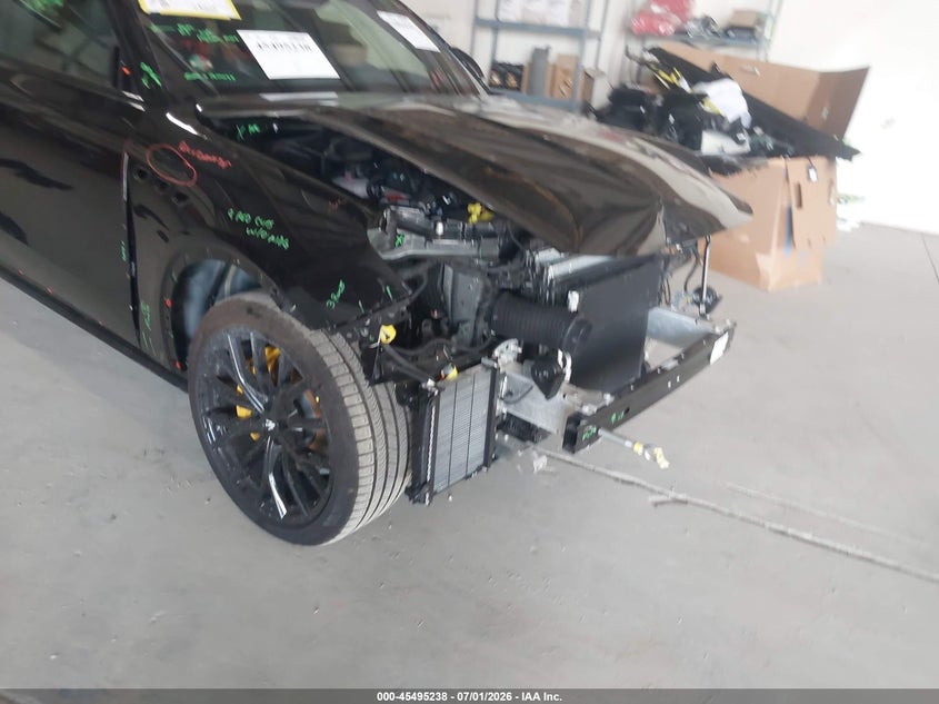 2025 Maserati Grecale VIN ZN6PMDBA7S7463052 IAAI salvage auction — FRONT & REAR, Wait Title, sold $20,200 on 2026-09-14 (photo 6)