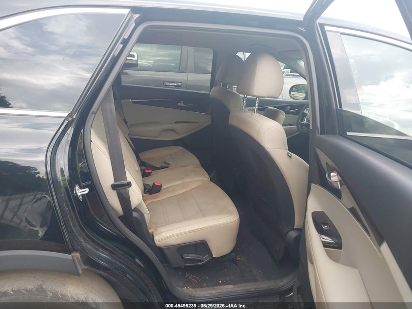 2019 Kia Sorento VIN 5XYPG4A35KG576612 IAAI salvage auction — REAR END, Salvage (Tennessee), sold $3,000 on 2026-07-29 (photo 8)