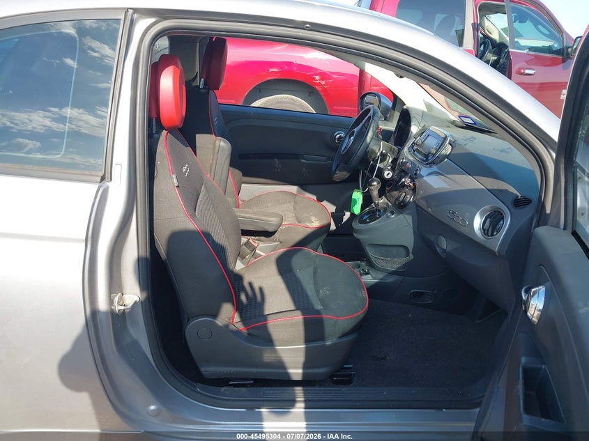 2017 Fiat 500 VIN 3C3CFFKR5HT535905 IAAI salvage auction — FRONT END, Salvage (Texas), sold $425 on 2026-08-11 (photo 5)