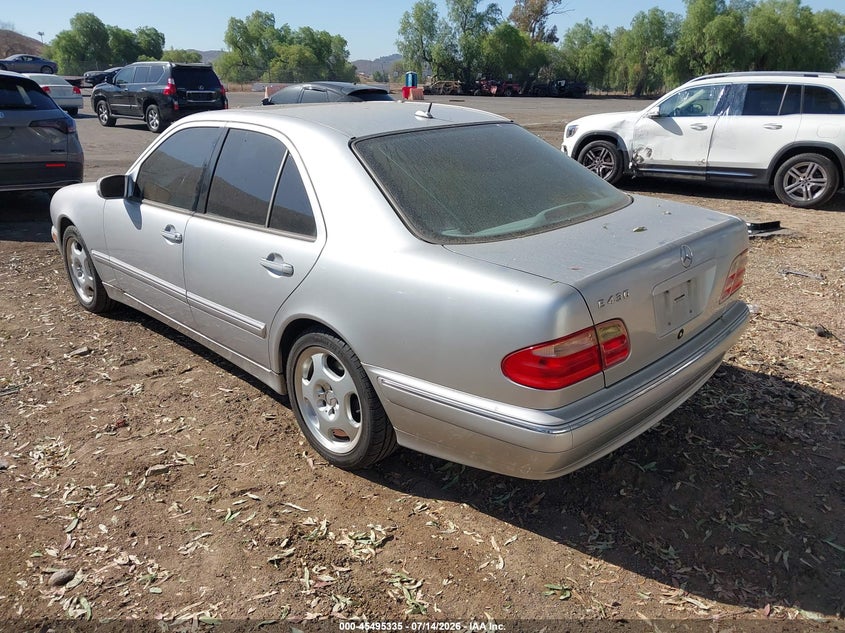2002 Mercedes-benz E-class VIN WDBJF70J72B488776 IAAI salvage auction — NORMAL WEAR, Clear - Dealer Only (California), sold $425 on 2026-07-21 (photo 3)