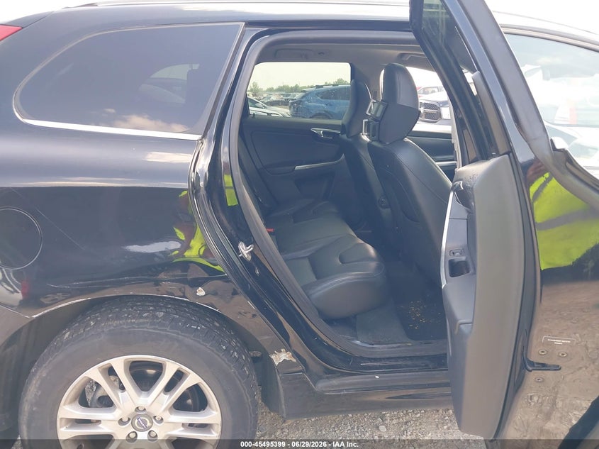 2015 Volvo Xc60 VIN YV440MDB6F2621791 IAAI salvage auction — NORMAL WEAR, Original (Ohio), sold $375 on 2026-07-29 (photo 8)
