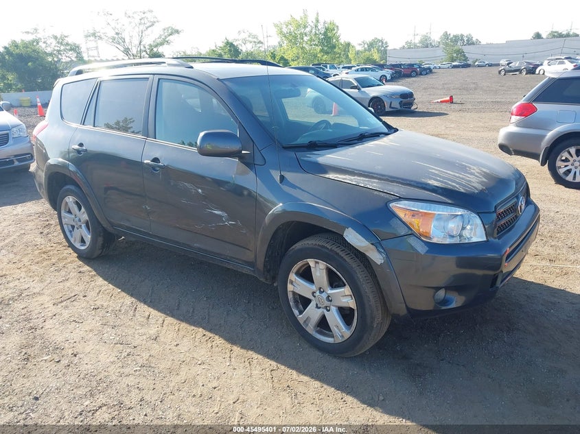 2006 Toyota Rav4 VIN JTMBD32V066013120 IAAI salvage auction — NORMAL WEAR, Clear (New York), sold $2,100 on 2026-07-28 (photo 1)