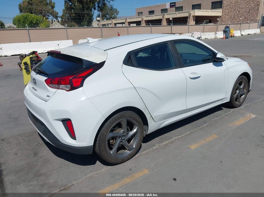 2020 Hyundai Veloster VIN KMHTG6AFXLU026841 IAAI salvage auction — NORMAL WEAR, Clear - Dealer Only (California), sold $2,500 on 2026-07-29 (photo 4)