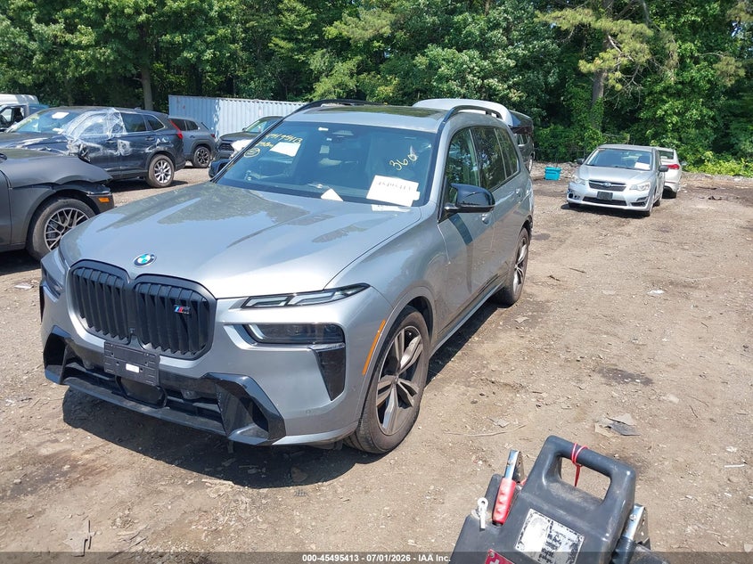2025 BMW X7 VIN 5UX33EM09S9W51152 IAAI salvage auction — REAR END, Mv-907A (New York), sold $44,500 on 2026-07-13 (photo 2)