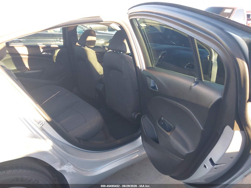 2018 Chevrolet Cruze VIN 1G1BC5SM8J7178804 IAAI salvage auction — SIDE, Salvage (Arizona), sold $1,350 on 2026-08-03 (photo 8)