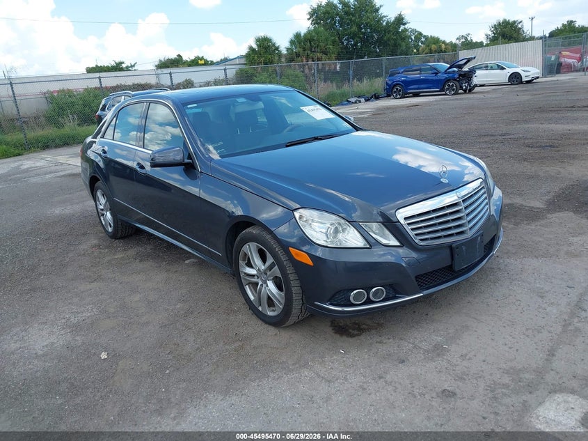 2011 Mercedes-benz E-class VIN WDDHF8HB7BA325592 IAAI salvage auction — NORMAL WEAR, Clear (Florida), sold $1,050 on 2026-07-15 (photo 1)