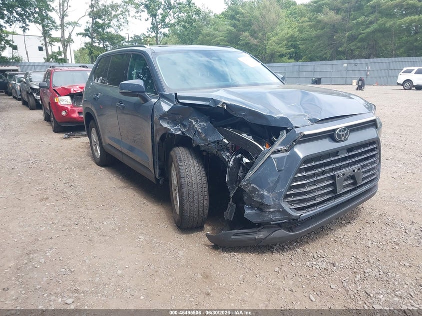 2025 Toyota Highlander VIN 5TDAAAB58SS072306 IAAI salvage auction — FRONT END, Salvage (New Jersey), sold $325 on 2026-07-29 (photo 1)