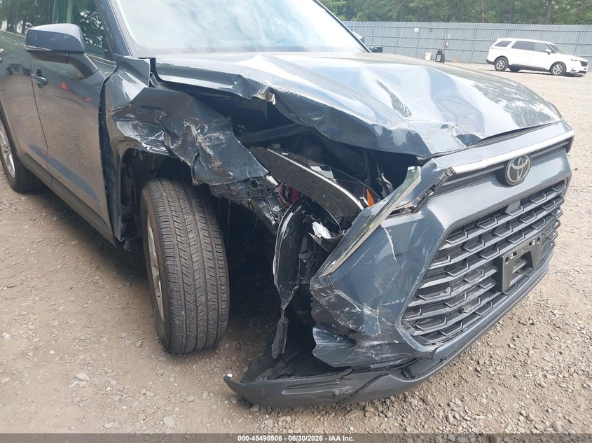 2025 Toyota Highlander VIN 5TDAAAB58SS072306 IAAI salvage auction — FRONT END, Salvage (New Jersey), sold $325 on 2026-07-29 (photo 6)