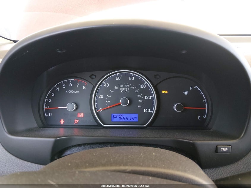 2010 Hyundai Elantra VIN KMHDU4AD5AU872632 IAAI salvage auction — SIDE, Salvage (California), sold $750 on 2026-07-11 (photo 7)