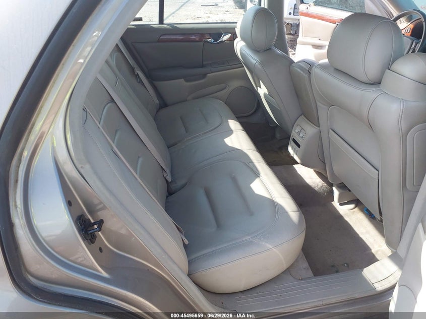2000 Cadillac Deville VIN 1G6KD54Y6YU285952 IAAI salvage auction — NORMAL WEAR, Clear (Tennessee), sold $300 on 2026-07-07 (photo 8)