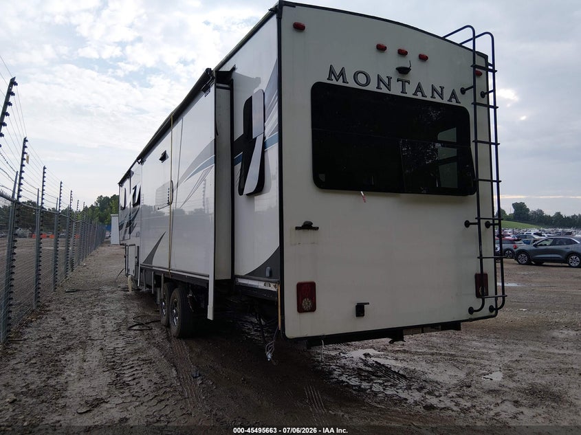2021 Keystone Montana VIN 4YDF37823M4702681 IAAI salvage auction — SIDE, Salvage (Tennessee), sold $8,100 on 2026-07-29 (photo 3)