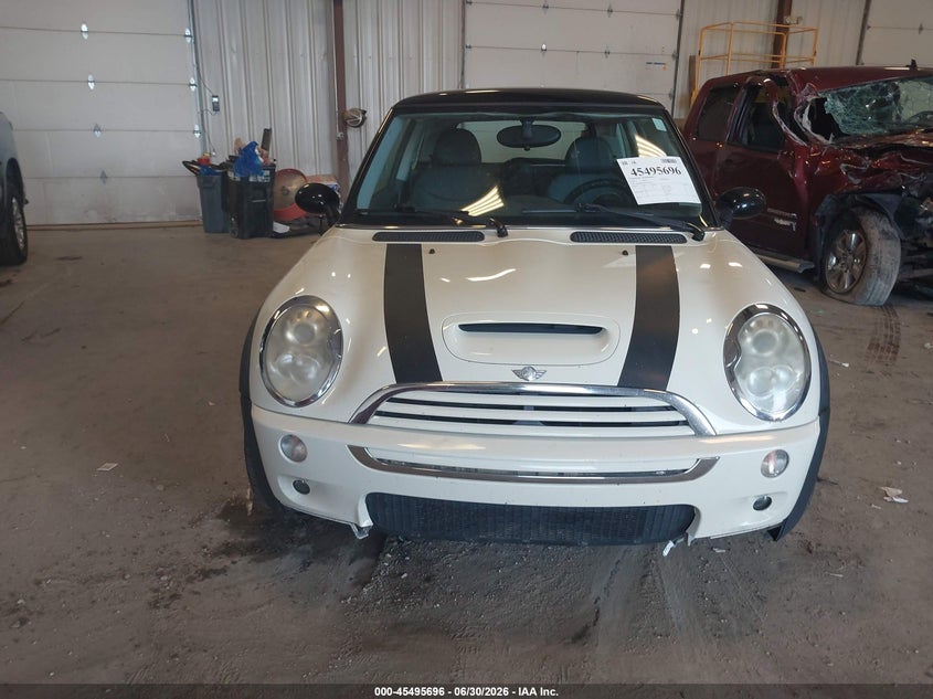 2005 Mini Cooper VIN WMWRE33585TG98235 IAAI salvage auction — UNDERCARRIAGE, Clear (Michigan), sold $550 on 2026-08-04 (photo 6)