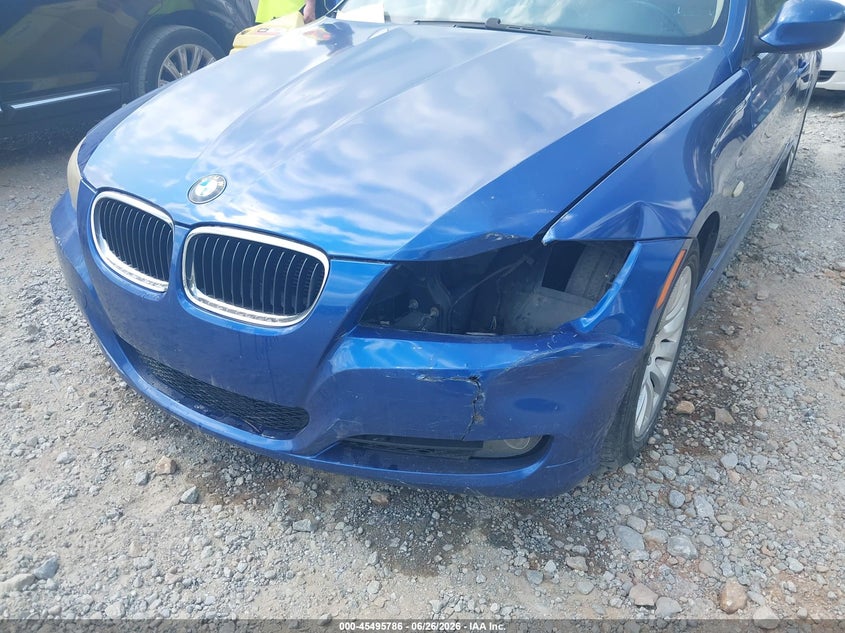 2009 BMW 3 series VIN WBAPH77509NL81606 IAAI salvage auction — NORMAL WEAR, Repossession Paperwork (Georgia), sold $375 on 2026-07-14 (photo 6)