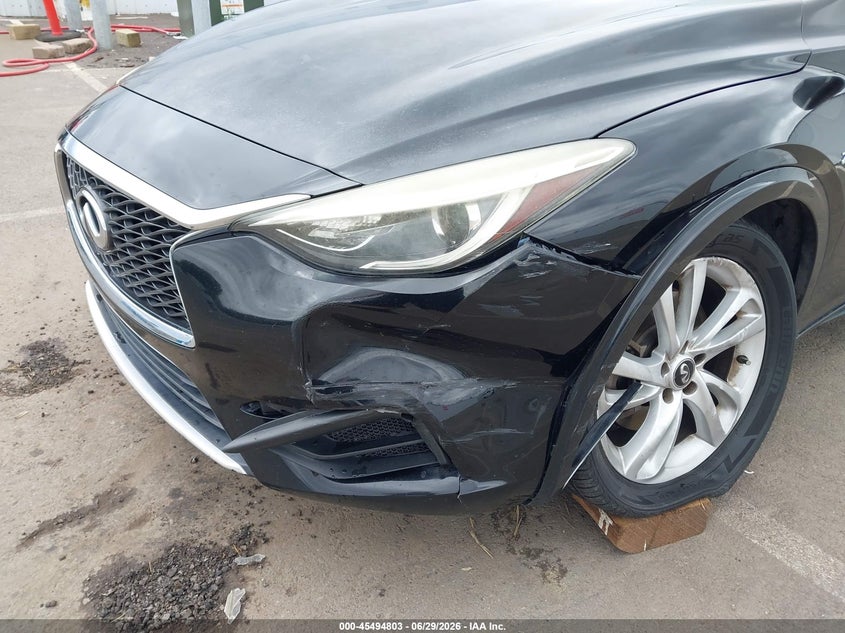 2017 Infiniti Qx30 VIN SJKCH5CP1HA032762 IAAI salvage auction — LEFT FRONT, Salvage Title, sold $1,450 on 2026-07-21 (photo 6)
