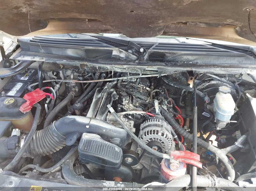 2013 Gmc Yukon VIN 1GKS2MEFXDR241710 IAAI salvage auction — Burn Engine, Salvage (Missouri), sold $1,100 on 2026-08-23 (photo 6)