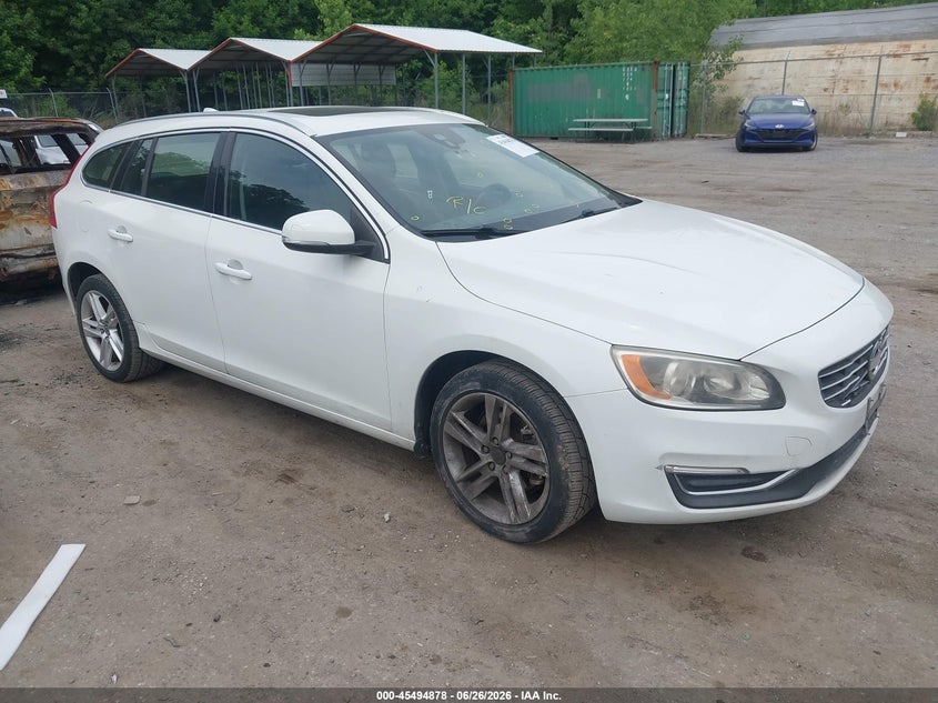 2015 Volvo V60 VIN YV140MEB5F1200212 IAAI salvage auction — LEFT SIDE, Salvage - 75% Or Less (Maryland), sold $275 on 2026-07-28 (photo 1)