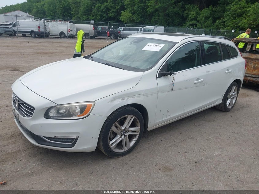 2015 Volvo V60 VIN YV140MEB5F1200212 IAAI salvage auction — LEFT SIDE, Salvage - 75% Or Less (Maryland), sold $275 on 2026-07-28 (photo 2)
