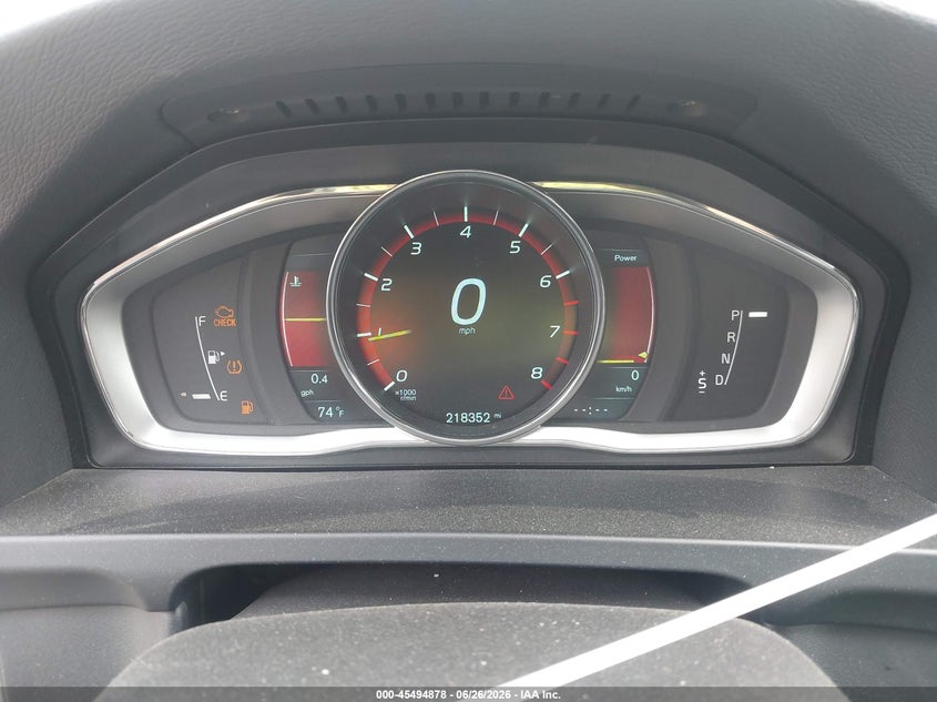 2015 Volvo V60 VIN YV140MEB5F1200212 IAAI salvage auction — LEFT SIDE, Salvage - 75% Or Less (Maryland), sold $275 on 2026-07-28 (photo 7)